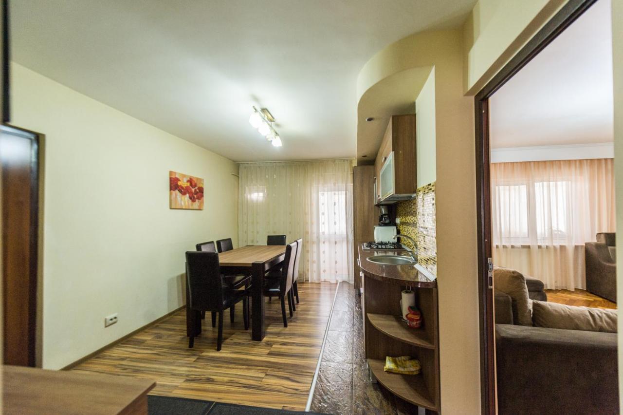 Apartament Carol Davila Piteşti Eksteriør billede