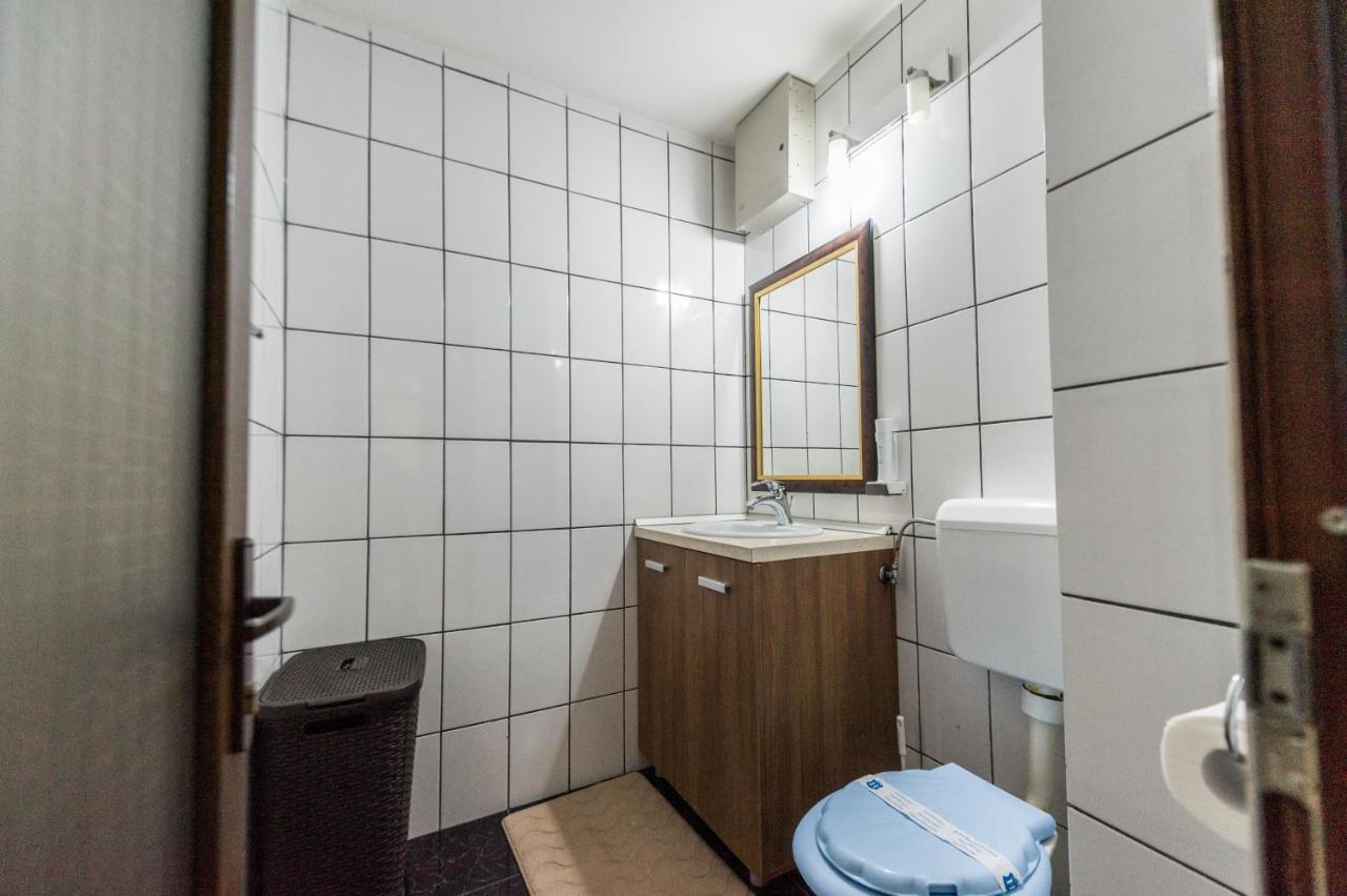 Apartament Carol Davila Piteşti Eksteriør billede
